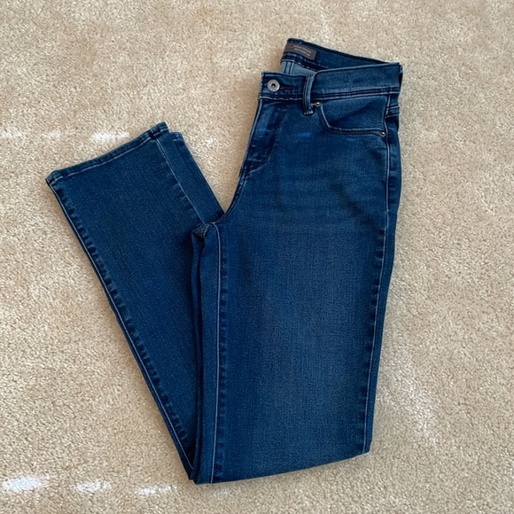 Levi’s Jeans - Picture 1 of 4
